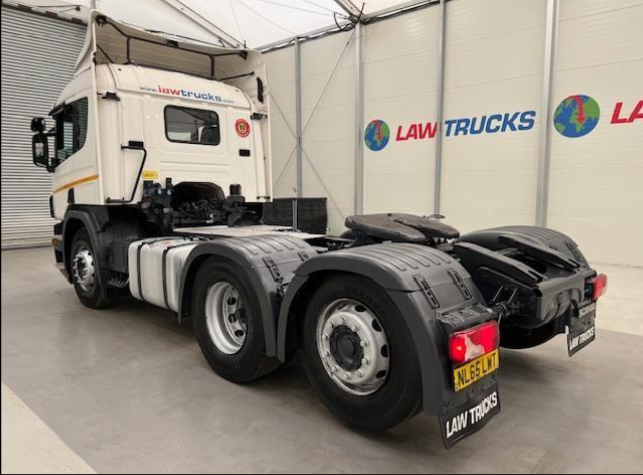 Scania P360 6x2 Rear Lift Sleeper Cab Tractor Unit