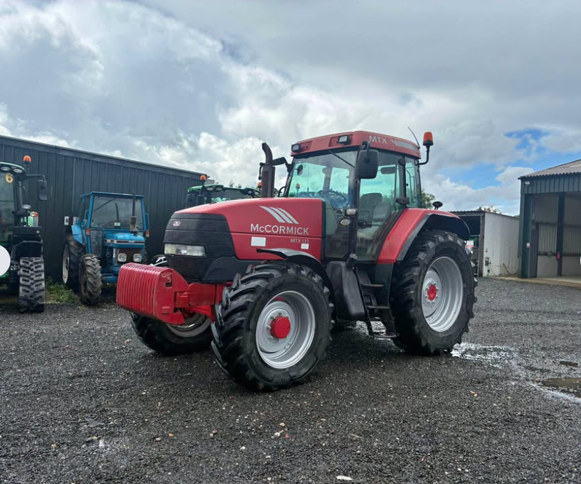 2004 McCormick mtx 135 tractor