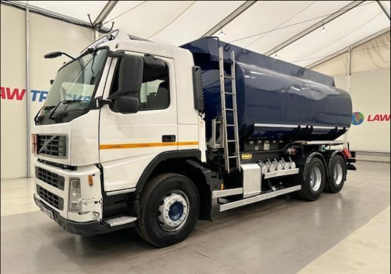 Volvo FM9 300 6x4 19000 Litre Fuel Tanker 2