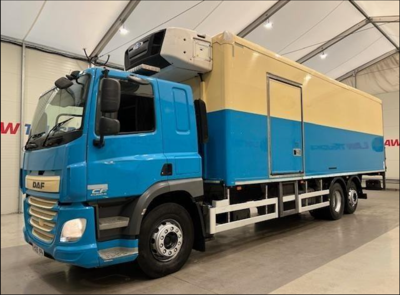 DAF TRUCKS CF 330 6x2 Sleeper Cab Fridge Box Manual