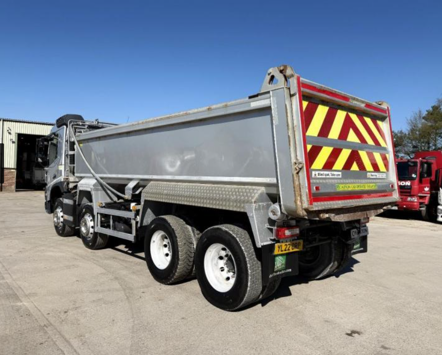 2022 VOLVO FMX 460 8X4 TIPPER