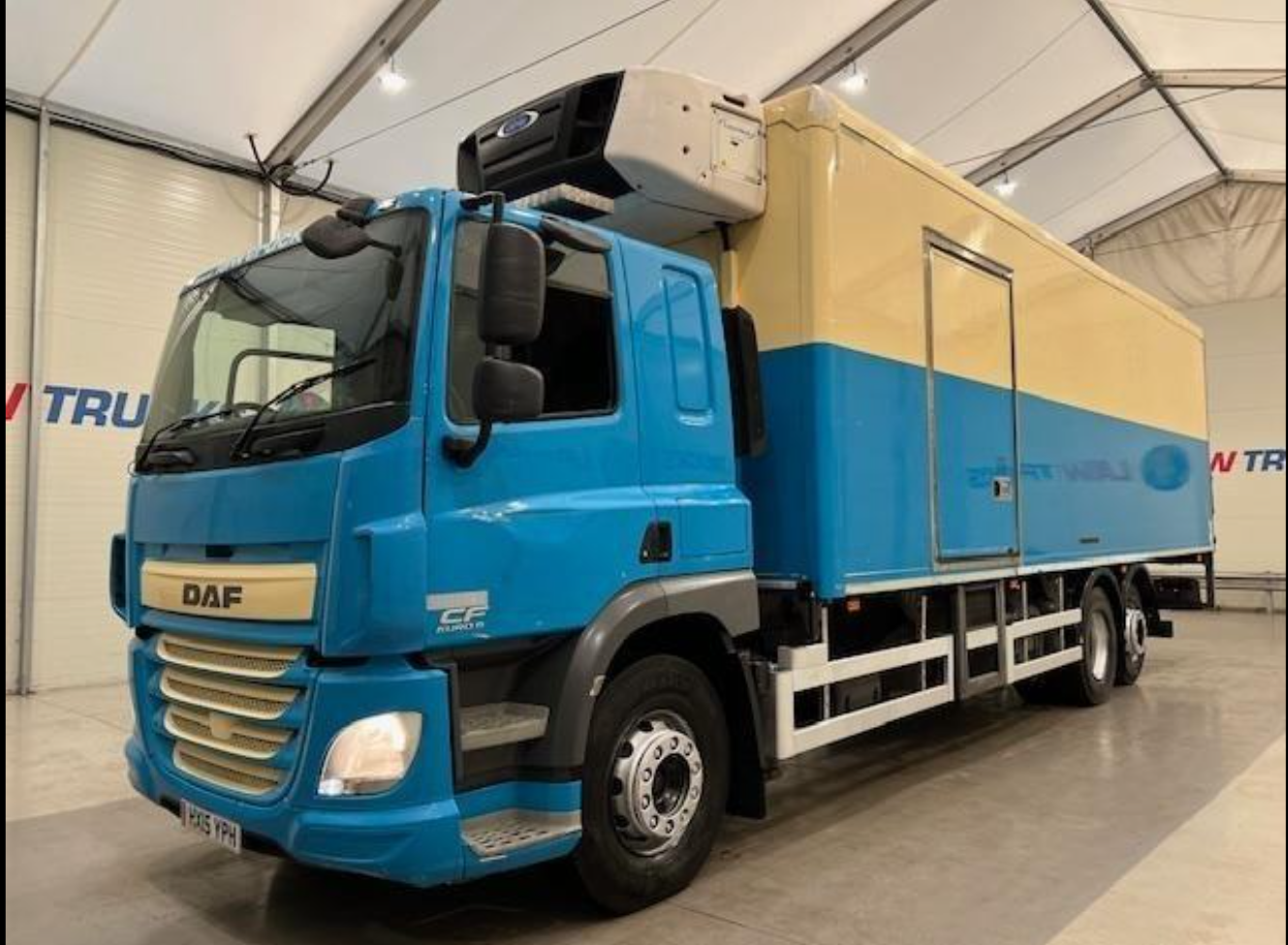 DAF TRUCKS CF 330 6x2 Sleeper Cab Fridge Box Manual