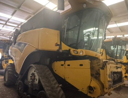New Holland CR9080
