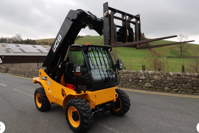 JCB 520-40